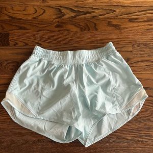 Lululemon Hotty Hots 4” Icing Blue